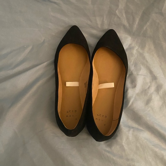 Black pointed flats - Picture 3 of 3